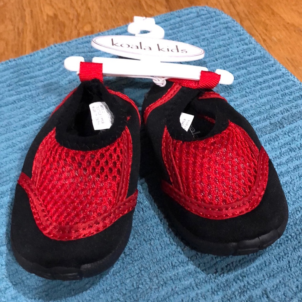Red /black water and sand shoes size 2